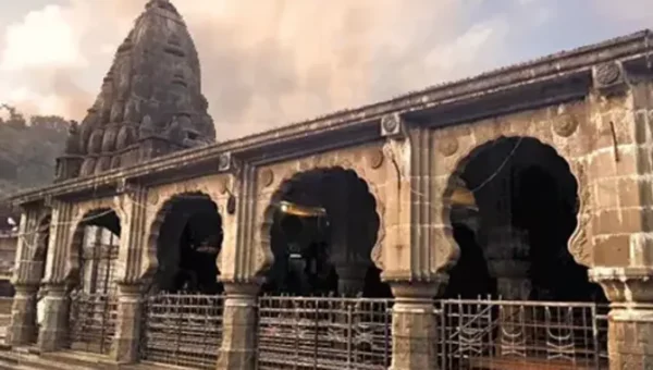 પવિત્ર શ્રાવણમાં ભીમાશંકર જ્યોતિર્લિંગનું જાણો મહત્વ, 3,250 ફૂટની ઊંચાઈ પર બિરાજે છે મહાદેવ !
