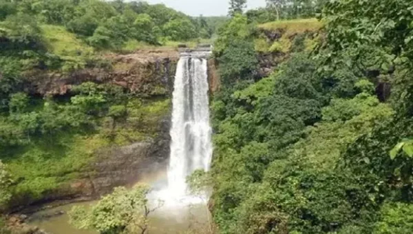 ચોમાસા દરમિયાન ભારતમાં આવેલા આ ધોધની સુંદરતાને માણવા માટે,અવશ્ય લો આ જગ્યાની મુલાકાત