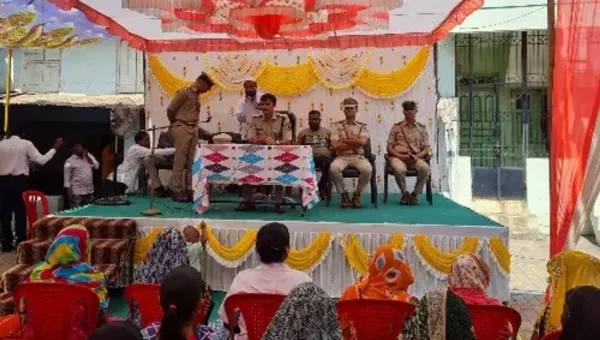 અંકલેશ્વર: ખરોડ ગામ ખાતે પોલીસ દ્વારા યોજાયો લોક દરબાર,SP મયુર ચાવડા રહ્યા ઉપસ્થિત