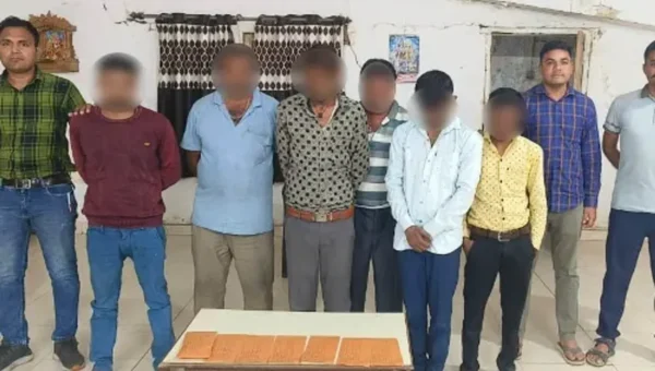 અંક્લેશ્વર : રાજપીપળા ચોકડી નજીક રચનાનગરમાં જુગાર રમતા 6 જુગારીઓ ઝડપાયા…