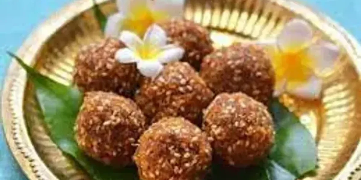 નવરાત્રીના આઠમા નોરતે મહાગૌરી માતાને અર્પણ કરો નારિયેળના લાડુનો ભોગ, તમારી બધી મનોકામના થશે પૂર્ણ….
