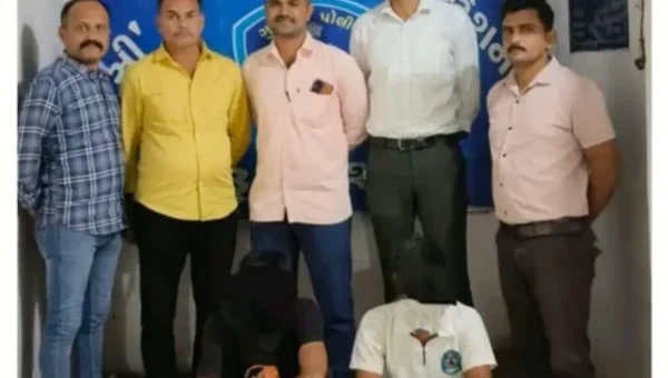 ભરૂચ સી ડિવિઝન પોલીસે ચેઇન સ્નેચિંગ ગુનાના 2 આરોપીઓને મુદ્દમાલ સાથે ઝડપી પાડયા