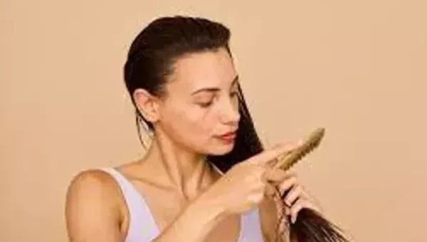આયર્નની ખામીથી વાળ થઈ શકે છે એકદમ પાતળા, આ બે ઘરેલુ ઉપચાર વધારશે તમારા વાળનો ગ્રોથ….