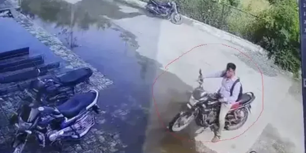 અંકલેશ્વર: મામલતદાર કચેરીના પાર્કિંગમાં પાર્ક કરેલ કર્મચારીની બાઈકની ચોરી,CCTV ફૂટેજના આધારે પોલીસે તપાસ શરૂ કરી
