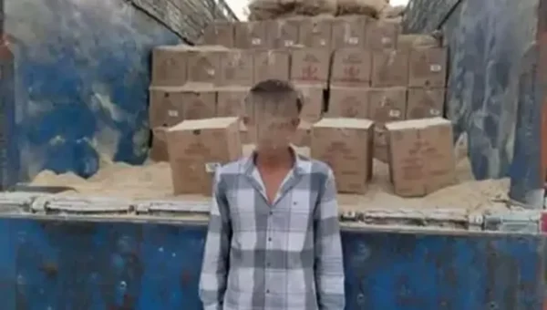 વડોદરા: ગોલ્ડન ચોકડી નજીક ઊભેલા ટ્રકમાંથી 25 લાખનો દારૂ ઝડપાયો, 1ની ધરપકડ..!