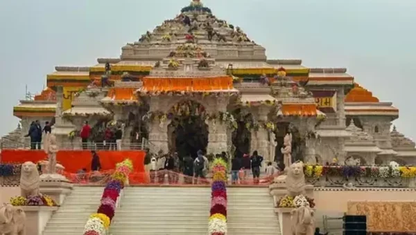 અયોધ્યામાં રામ મંદિરનું ઉદ્ઘાટન, પ્રાણ પ્રતિષ્ઠા દરમિયાન ગર્ભગૃહમાં પીએમ મોદી સહિત પાંચ લોકો હાજર રહેશે.