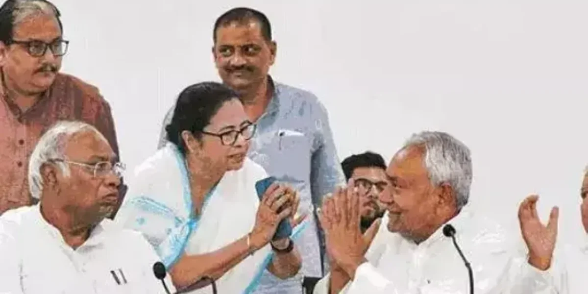 I.N.D.I.A ગઠબંધનમાં ફાટ પડી,મમતા બેનર્જીએ કહ્યું- બંગાળમાંથી તો હું એકલી જ ચૂંટણી લડીશ