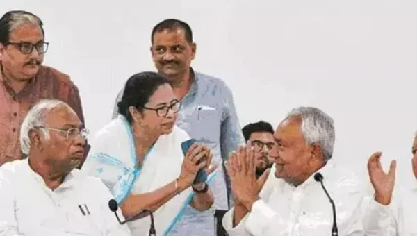 I.N.D.I.A ગઠબંધનમાં ફાટ પડી,મમતા બેનર્જીએ કહ્યું- બંગાળમાંથી તો હું એકલી જ ચૂંટણી લડીશ