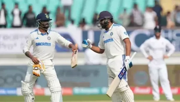 IND vs ENG:રોહિત-જાડેજા અને સરફરાઝે ભારતની લાજ રાખી, પ્રથમ દિવસે ભારતે 5 વિકેટ ગુમાવી 326 રન બનાવ્યા