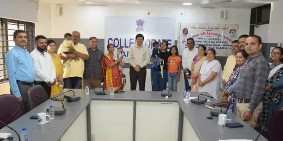જામનગરના વિકાસગૃહમાં આશ્રિત ત્રણ બાળકોને મળ્યો પરિવાર
