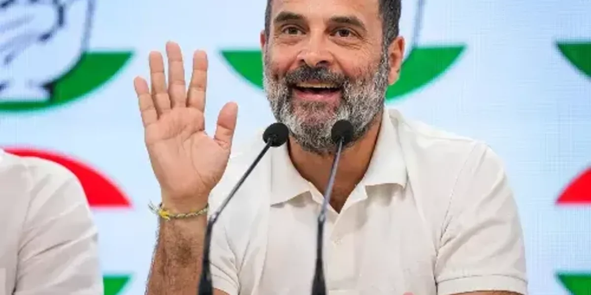 રાહુલ ગાંધીના પ્રહાર: PM મોદી નર્વસ દેખાઈ રહ્યા છે, થોડા દિવસોમાં સ્ટેજ પર આંસુ પણ વહેવડાવશે !