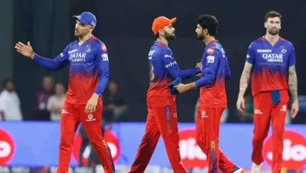 IPL:RCBની પ્લેઓફમાં પહોંચવાની આશા લગભગ સમાપ્ત, આ ચમત્કાર જ બચાવી શકે છે !