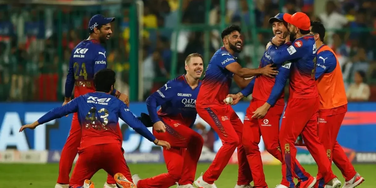 IPL 2024 : RCB 8 વર્ષ બાદ પ્લેઓફમાં પહોંચ્યું, અહીં જુઓ પોઈન્ટ ટેબલ પર કોણ ક્યાં…