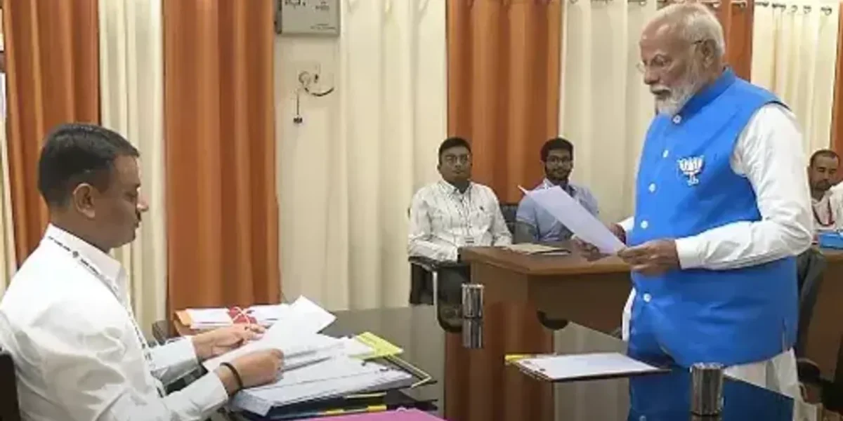 PM મોદીએ વારાણસીથી સતત ત્રીજી વખત નોંધાવી ઉમેદવારી, ગંગા આરતી-કાલ ભૈરવ મંદિરે કર્યા દર્શન