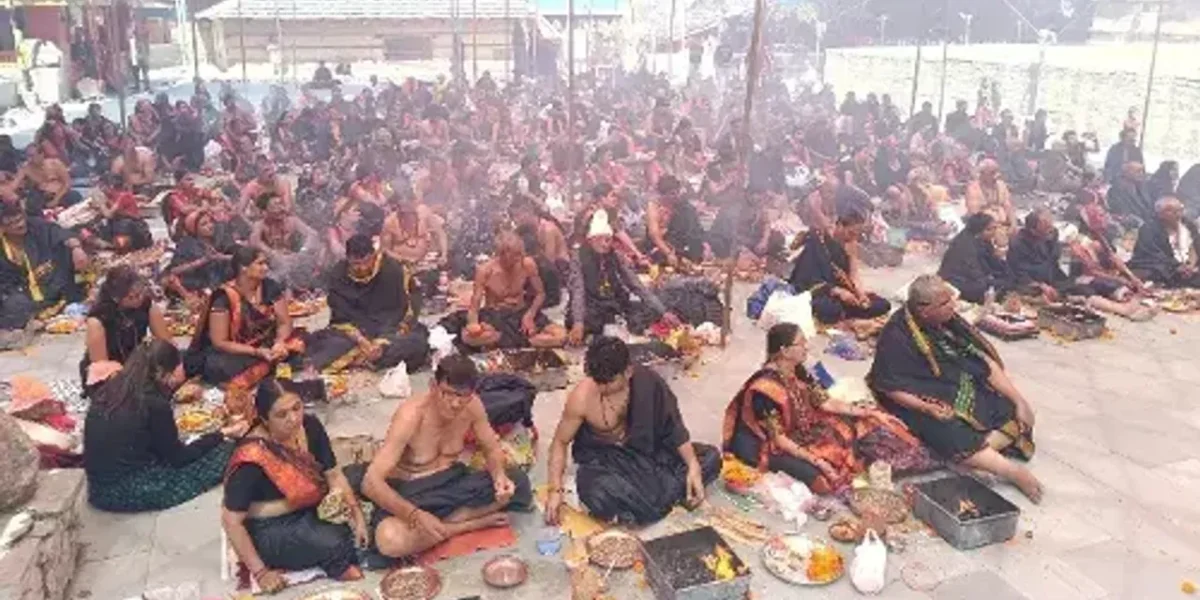 નવસારી-આછવણીના પ્રગટેશ્વર ધામ દ્વારા હિમાચલ પ્રદેશ-ભરમોર ખાતે યમયજ્ઞ યોજાયો, યજમાનોએ કરી દેહશુદ્ધિ