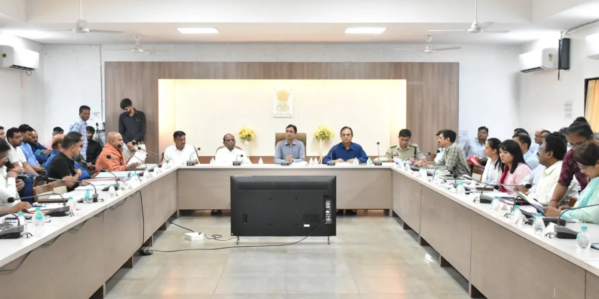 ભરૂચ: કલેકટર તુષાર સુમેરાના અધ્યક્ષ સ્થાને સંકલન સમિતિની બેઠક યોજાય