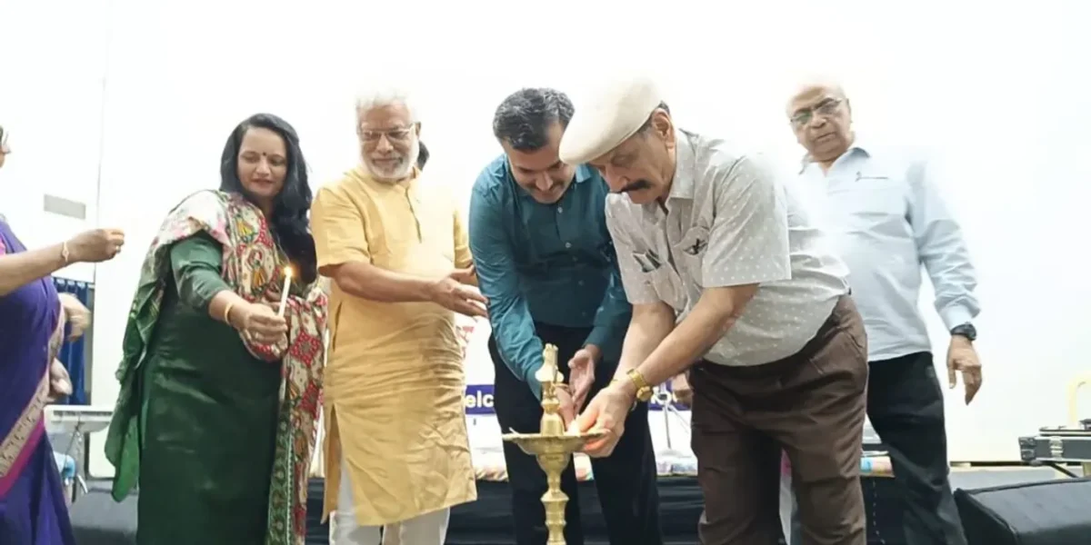 Blog : Rushi Dave “बड़ी लम्बी जुदाई” લાજવાબ.