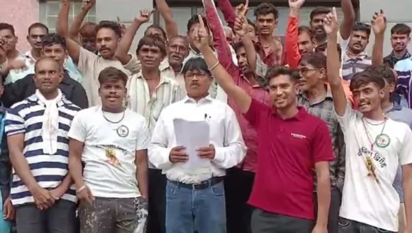 ભરૂચ : પારખેત ગામની કાંસ પર કરાયેલ ગેરકાયદે બાંધકામ દૂર કરવા વીર બિરસા બ્રીગેડ આદિવાસી સંગઠનનું તંત્રને આવેદન.