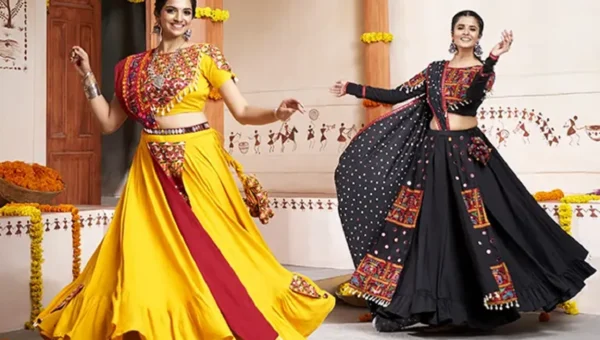 નવરાત્રિમાં ક્લાસિક સ્ટાઇલિશ આઉટફિટ્સ પહેરો, લુક દરેકને પ્રભાવિત કરશે