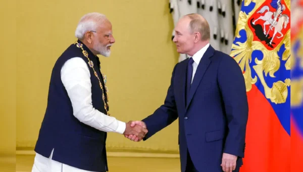 કઝાનમાં PM મોદી અને રશિયાના રાષ્ટ્રપતિ પુતિન વચ્ચે દ્વિપક્ષીય બેઠક યોજાઈ