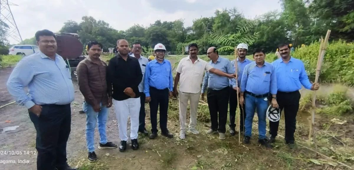 ભરૂચ: વિલાયત GIDCમાં બિરલા ગ્રાસીમ કંપની દ્વારા વૃક્ષારોપાણનો કાર્યક્રમ યોજાયો