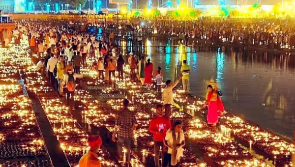 રામ કી પૌડી 25 લાખ દીવાઓથી પ્રકાશિત, નવો વર્લ્ડ રેકોર્ડ સર્જાયો