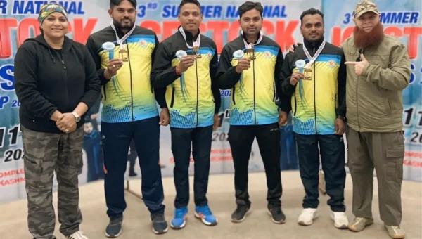 ભરૂચ: શ્રીનગરમાં યોજાયેલ આઈસસ્ટોક સ્પર્ધામાં નેત્રંગના પ્રાથમિક શિક્ષકોએ હાંસલ કર્યો ગોલ્ડમેડલ !