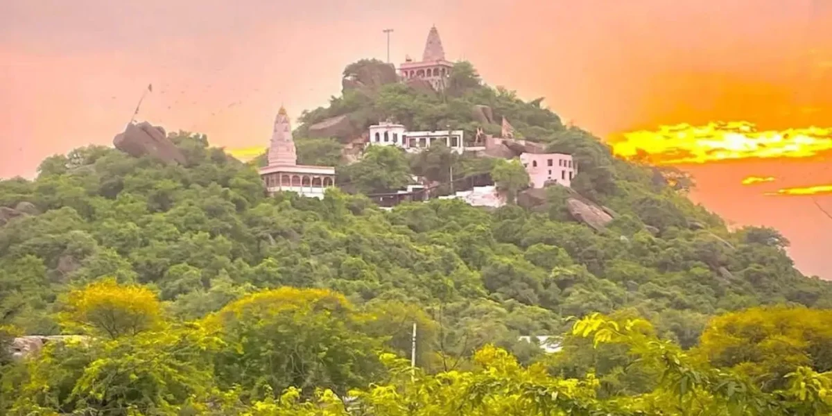 રાજસ્થાનનું આ ગામ ખૂબ જ સુંદર છે, શિયાળામાં આ સફર અદ્ભુત રહેશે.