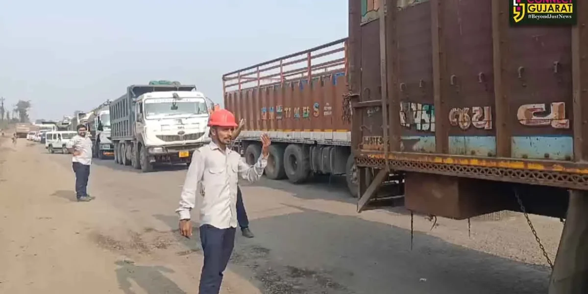ભરૂચ : ગોવાલીથી મુલદ સુધી 3 KM ટ્રાફિકજામ સર્જાયો, ઈમરજન્સી વ્હીકલ ફાયર ટેન્ડર પણ ટ્રાફિકજામમાં અટવાયું…