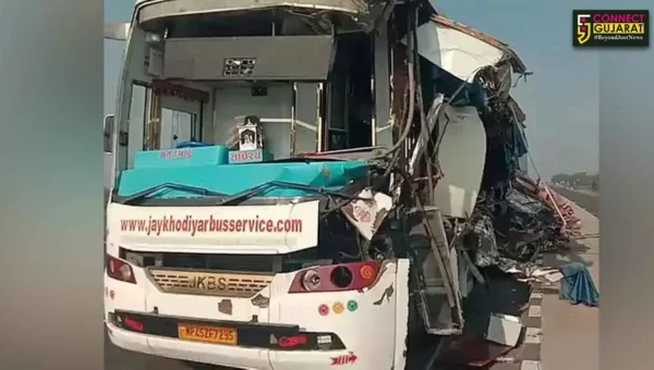 આણંદ:તારાપુર હાઇવે પર ખાનગી બસ અને ટ્રક વચ્ચે ભયાનક અકસ્માત,ત્રણના મોત