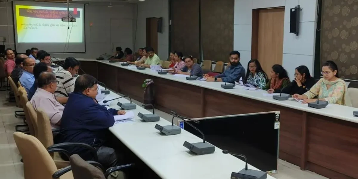 ભરૂચ : પલ્સ પોલિયો ઝુંબેશ અંતર્ગત અધિક કલેક્ટર એન.આર.ધાધલના અધ્યક્ષસ્થાને પલ્સ પોલિયો સ્ટીયરિંગ કમિટીની બેઠક યોજાય…