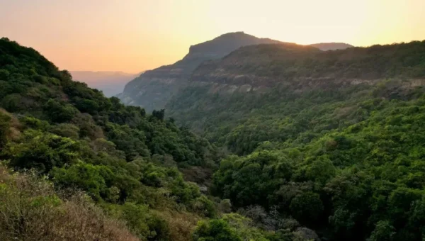 શિયાળાની રજાઓમાં મહારાષ્ટ્રના હિલ સ્ટેશનોની રોમાંચક મુલાકાત લો