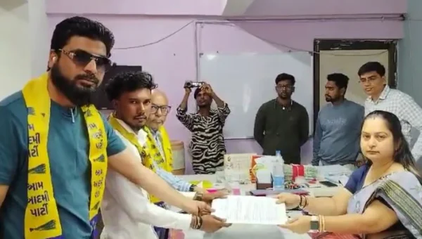 ભરૂચ જિલ્લા પંચાયતની આછોદ બેઠકની પેટા ચૂંટણી માટે AAPના ઉમેદવારે પોતાના સમર્થકો સાથે નામાંકન ભર્યું…
