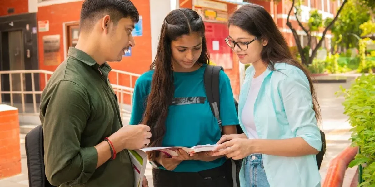 નવા શૈક્ષણિક સત્રથી CBSE 10ની બોર્ડની પરીક્ષામાં ફેરફારો, બે વખત યોજાશે પરીક્ષાઓ