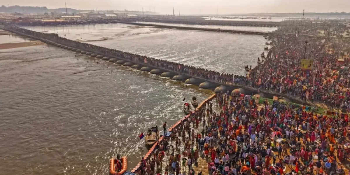 પ્રયાગરાજ મહાકુંભમાં ટ્રાફિક વ્યવસ્થા સંપૂર્ણપણે ખોરવાઈ, પ્રવેશ પર પ્રતિબંધ ફરમાવાયો