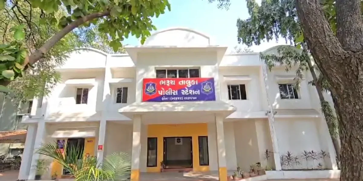 ભરૂચ: તાલુકા પોલીસે કંથારીયા ગામમાં ચાલતું કતલખાનું ઝડપી પાડ્યું,2 આરોપીઓની ધરપકડ