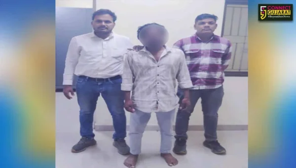ભરૂચ: ક્રાઇમ બ્રાન્ચે નેત્રંગ પોલીસ મથકના પ્રોહોબિશનના ગુનામાં 8 માસથી ફરાર આરોપીની કરી ધરપકડ