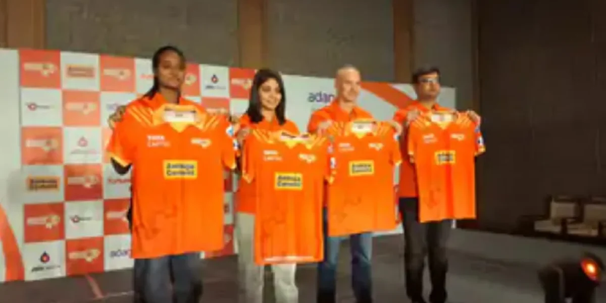 ગુજરાત જાયન્ટ્સે WPL 2025 માટે જર્સીનું અનાવરણ કર્યું, 14 ફેબ્રુઆરીથી શરૂ થશે ટૂર્નામેન્ટ