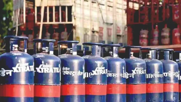બજેટ પહેલા સારા સમાચાર, LPG કોમર્શિયલ સિલિન્ડર સસ્તો થયો