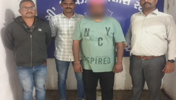 ભરૂચ: સી ડિવિઝન પોલીસે ચોરીના ગુનામાં સંડોવાયેલ રીઢા આરોપીની કરી ધરપકડ, 4 ગુનામાં સંડોવણી બહાર આવી