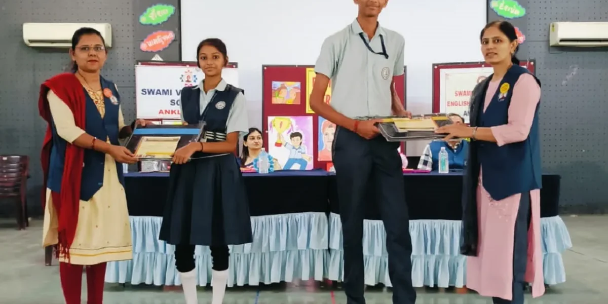 અંકલેશ્વરની સ્વામી વિવેકાનંદ ઇંગ્લીશ મીડીયમ સ્કુલ ધો.1 થી 12ના વિદ્યાર્થીઓનો ઇનામ વિતરણ સમારોહ યોજાયો