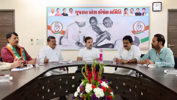 ગુજરાતમાં રાષ્ટ્રીય નેતાઓની જમાવટ,સુરતમાં પીએમ મોદી તો અમદાવાદમાં રાહુલ ગાંધી બન્યા મહેમાન