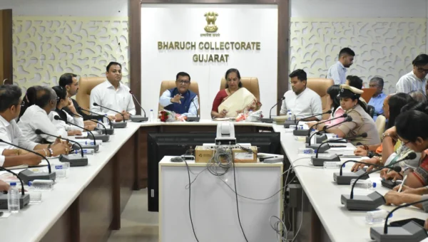 ભરૂચ: UCCના અમલીકરણ પૂર્વે નાગરિકોના અભિપ્રાય મેળવવા કલેકટર કચેરી ખાતે યોજાય બેઠક, નિષ્ણાંતો સૂચન રજૂ કર્યા