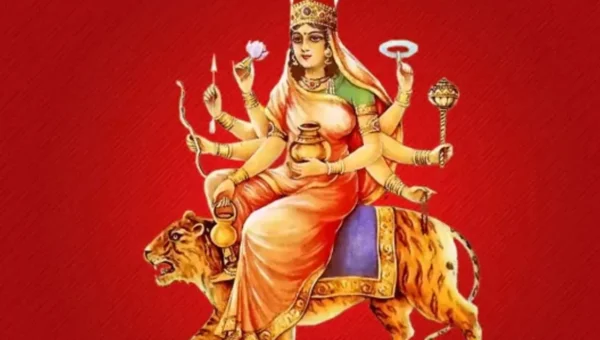 નવરાત્રીના ચોથા દિવસે પૂજા દરમિયાન મા કુષ્માંડાની કથા વાંચો, રોગ અને ભયથી મુક્તિ મળશે!