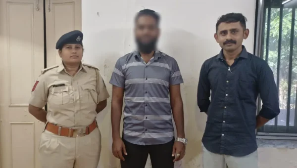 ભરૂચ: પોલીસે પત્નીને ત્રાસ આપવાના ગુનામાં 10 વર્ષથી ફરાર આરોપીની કરી ધરપકડ