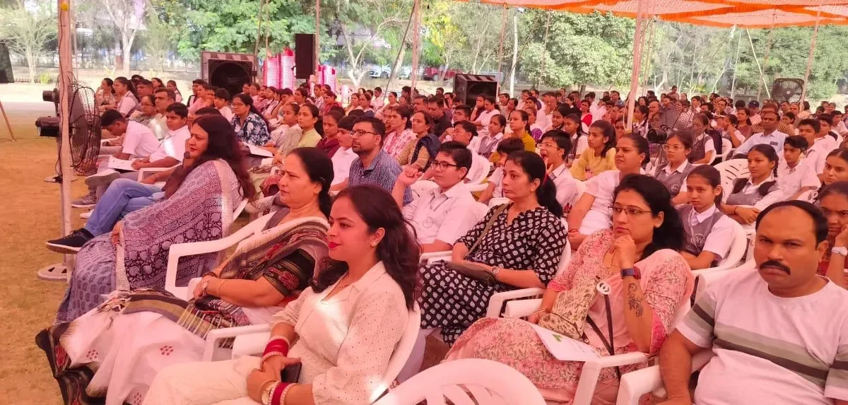 ભરૂચ: SMCP સંસ્કાર વિદ્યા ભવનમાં Q & I દ્વારા કારકિર્દી કાઉન્સેલિંગ વર્કશોપનું આયોજન કરાયું