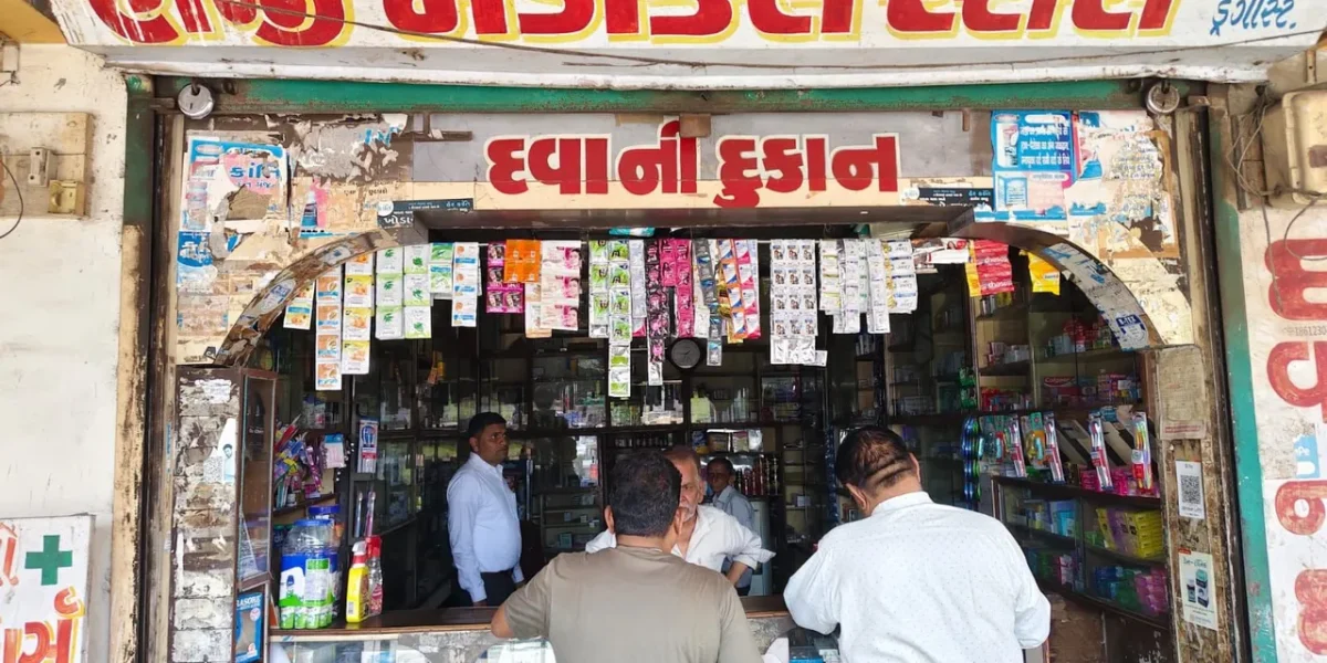 ભરૂચ: SOGએ 6 મેડિકલ સ્ટોરના માલિકો સામે જાહેરનામાં ભંગના ગુના દાખલ કર્યા, CCTV વગર શિડ્યુઅલ દવાનું કરતા હતા વેચાણ