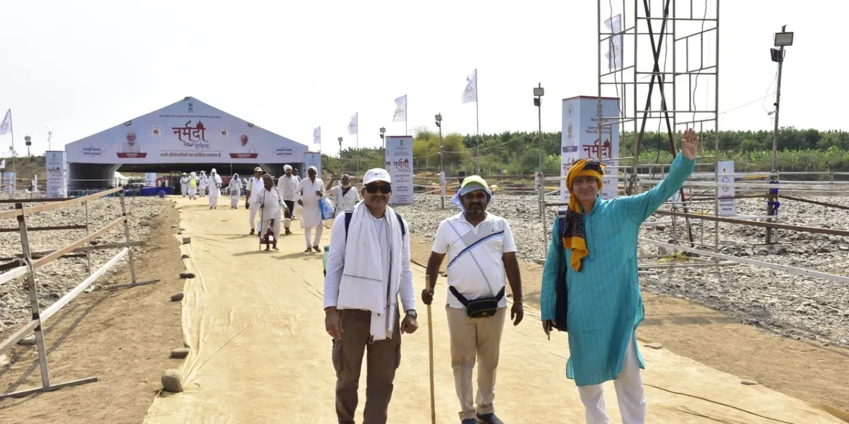 નર્મદે હરના નાદ સાથે આગળ વધી રહી છે પંચકોષી નર્મદા પરિક્રમા,તંત્રની વ્યવસ્થાને બિરદાવતા પરિક્રમાવાસી