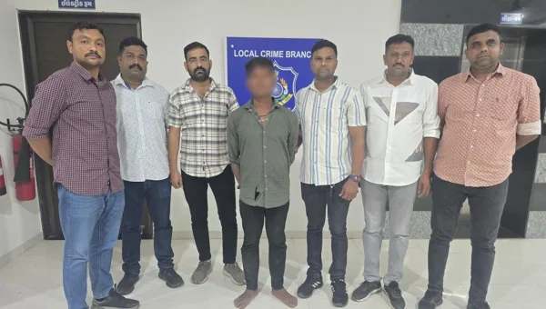 અંકલેશ્વર: ક્રાઇમ બ્રાન્ચે કુખ્યાત કંજર ગેંગના સાગરીતની ધરપકડ કરી 5 ગુનાનો ભેદ ઉકેલ્યો, હાઇવે પર ધાડના ગુનાને આપતો હતો અંજામ