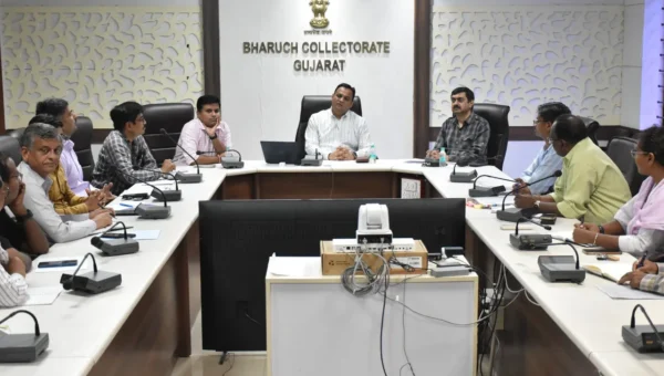 ભરૂચ: વિશ્વ પર્યાવરણ દિવસની ઉજવણીના આયોજન સંદર્ભે કલેકટર કચેરી ખાતે બેઠક યોજાઇ